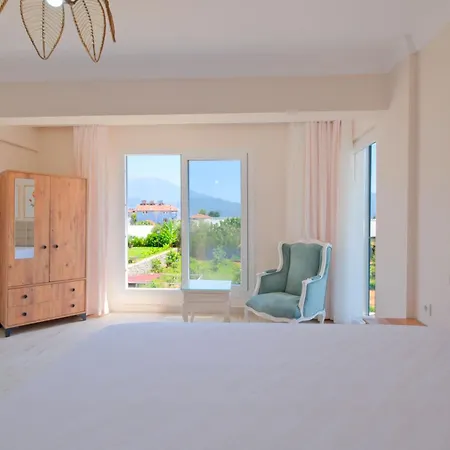Villa Belis *